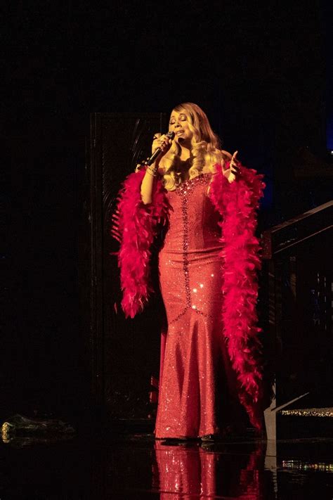 Mariah Carey Performs at Caution World Tour in Milwaukee 03/15/2019 ...