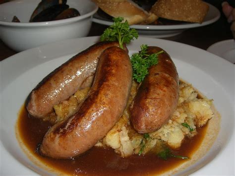 Bangers & Mash | Fusion Culinaire | Bangers and mash, Recipes, Food