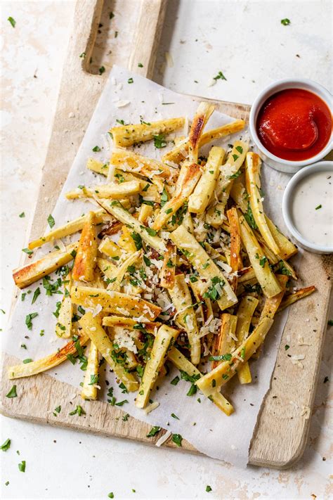 Parsnip Fries {Healthy Oven Baked Recipe!} - WellPlated.com