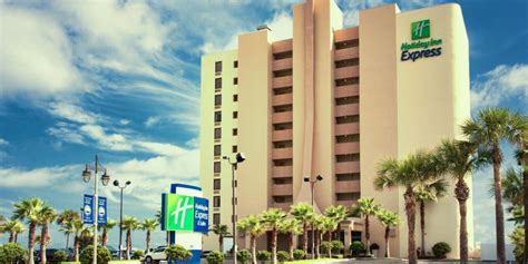 Holiday Inn Express & Suites | Daytona Beach Shores, FL 32118