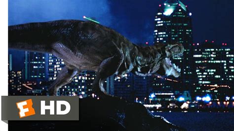 The Lost World: Jurassic Park (7/10) Movie CLIP - The T-Rex Takes San Diego (1997) HD - YouTube