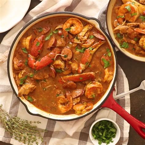 Chicken Shrimp and Sausage Gumbo in 2020 | Gumbo recipe easy, Seafood gumbo recipe easy, Seafood ...