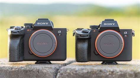 Sony A7 IV vs A7R III (A7R IIIA) - What's the Difference? (Full ...