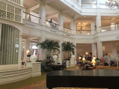 A Charming Disney's Grand Floridian Cafe Breakfast Review (+ Photos ...