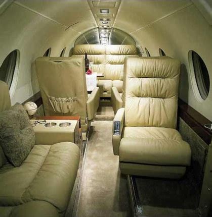 FALCON 10 Specifications, Cabin Dimensions, Performance