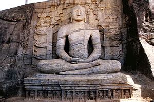 Gal Viharaya Buddha statues in Polonnaruwa - LANKA EXCURSIONS HOLIDAYS