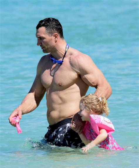 Wladimir Klitschko with Daughter on the Beach in Barbados – Celeb Donut