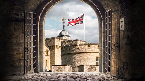 Inside the Tower of London - Smithsonian Channel