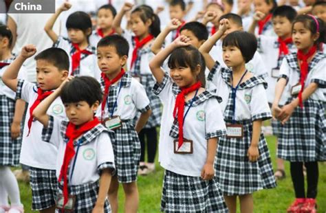 School uniforms from around the world - Wow Gallery | eBaum's World