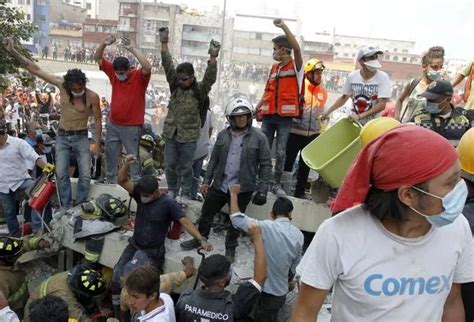 School collapses in Mexico earthquake killing at least 25 'as survivors text from beneath the ...