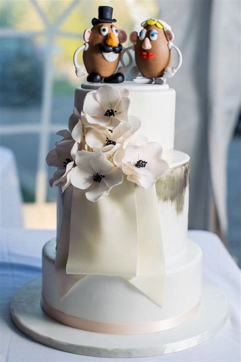 20 Beautiful Topper Wedding Cake Ideas You Will Love It | Wedding cake ...