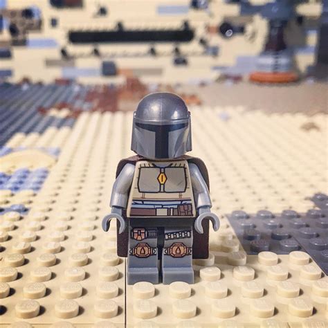 Custom Mandalorian in Beskar Armor : r/lego