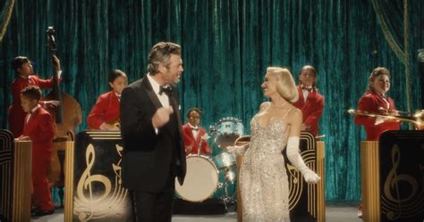 Gwen Stefani & Blake Shelton's Christmas Music Video Is a Mini Rom-Com - Big World Tale