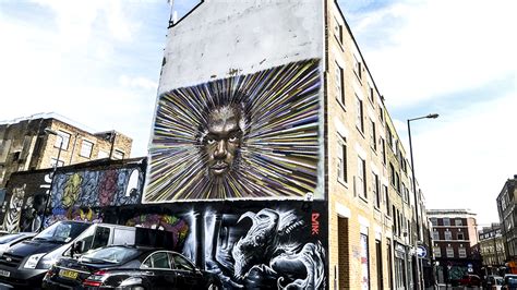 The Current Stars of London Street Art : Cartwheel Art