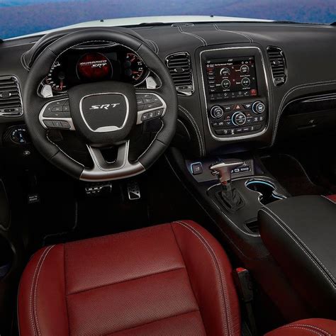 Dodge Durango SRT 2018: versão de alta performance Esse é o interior do ...