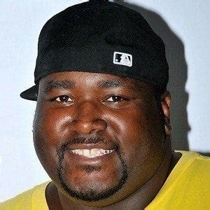 Quinton Aaron - Age, Family, Bio | Famous Birthdays