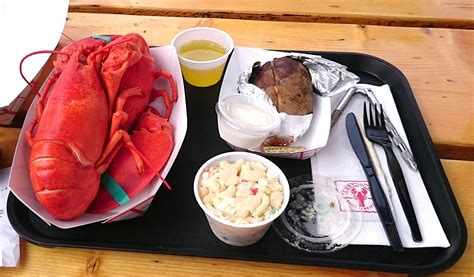 The 10 Best Lobster Restaurants In Maine