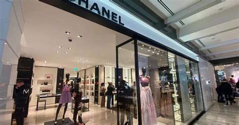 Chanel to open Manchester shoe boutique and expand current store ...