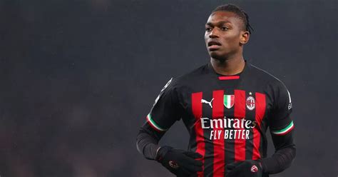 Arsenal sent new Rafael Leao transfer message as AC Milan ace makes fresh contract admission ...