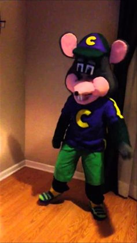 Chuck E. Cheese Halloween Costume | Chuck e cheese, Halloween kids, Best kids costumes