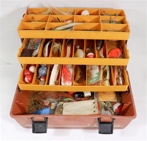 LARGE FISHING TACKLE BOX FULL OF TACKLE - Kastner Auctions