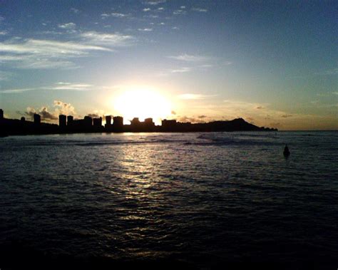 Diamond Head sunrise | Taken from Kakaako Waterfront Park du… | Flickr