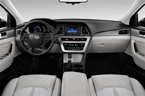 2016 Hyundai Sonata Hybrid: 79 Interior Photos | U.S. News