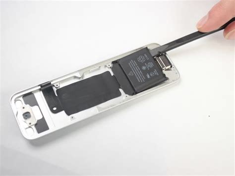 Apple TV 4K Remote Battery/Charging Port Replacement - iFixit Repair Guide