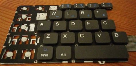 Building a foldable, ortholinear scissor switch travel keyboard - deskthority