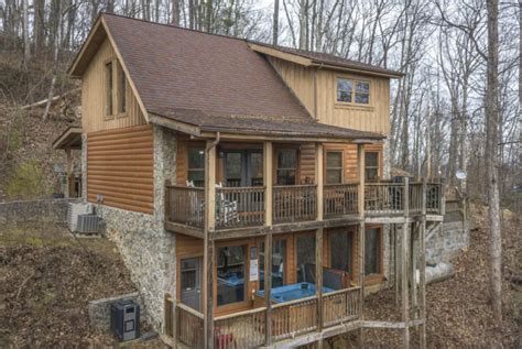 The BEST Cabins in Tennessee Mountains with Indoor Pools