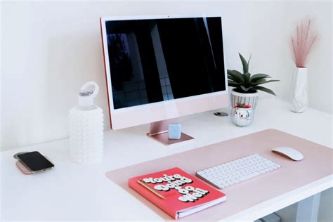 12 Stylish Desk Accessories for your Home Office — Miss Tea Positive