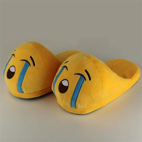 Amazingly Cute Emoji Slippers – Sugar & Cotton