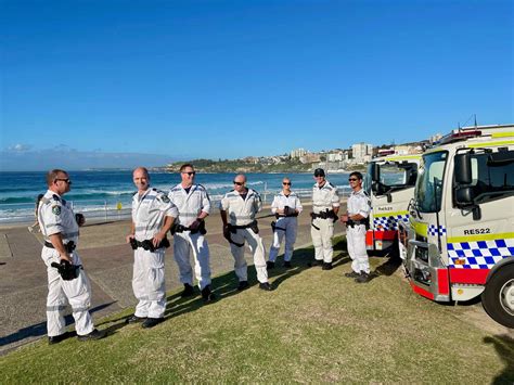 Police Rescue Takes a Breather — BONDI OBSERVER