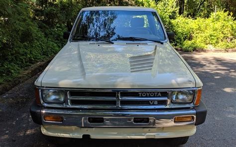 1988 Toyota Pickup SR5 V6 4WD Front | Barn Finds