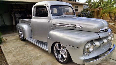 Custom 1951 Ford F1 pickup