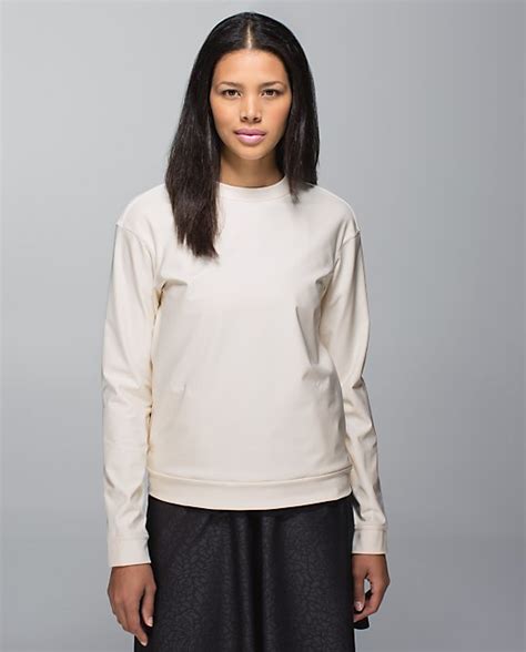 Lululemon Canada Final Sale Item: Get the Departure Top for Only $49 + Free Shipping - Canadian ...