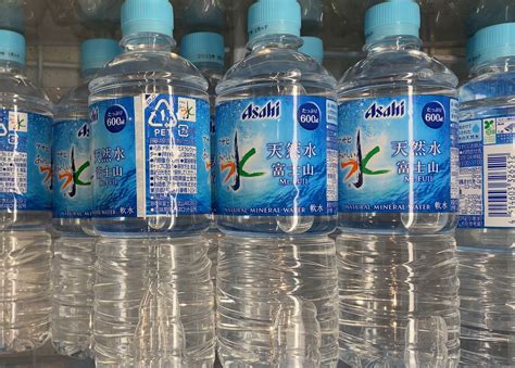 5 Best Bottled Mineral Water in Japan - Japan Web Magazine