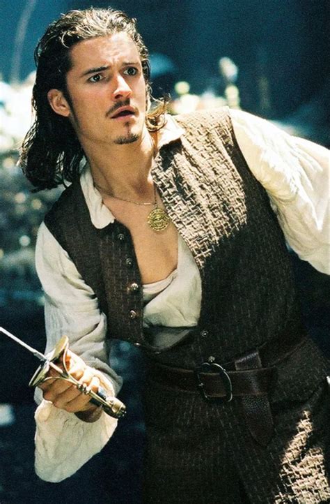 Orlando Bloom as Will Turner | Orlando bloom, Deguisement pirate, Images pirates