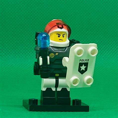 LEGO 71029 CMF Series 21 Minifigures Space Police Guy - Brick Land