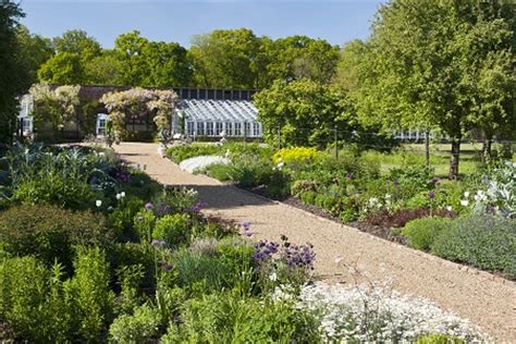 Somerleyton Hall Gardens - Great British Gardens