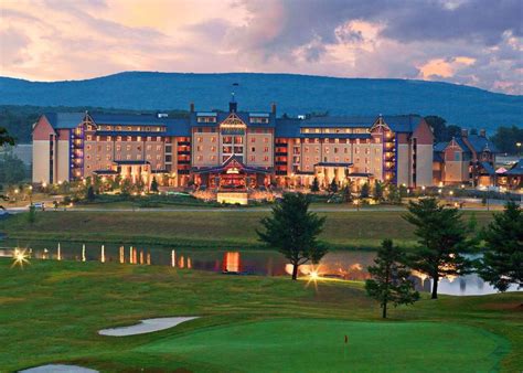 Located in Mount Pocono, Mount Airy Casino Resort has a bar, garden, casino, and free WiFi ...