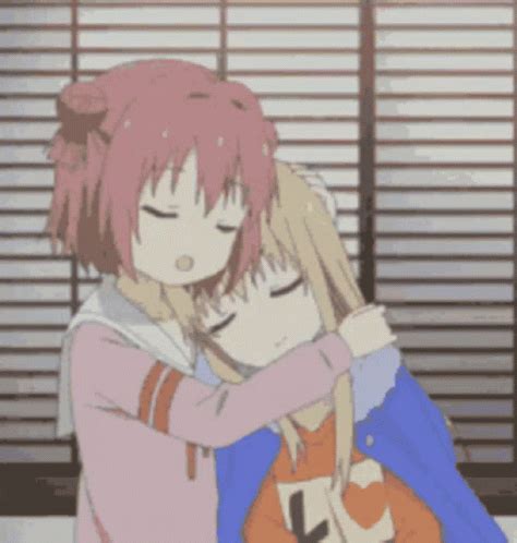 GIF-y z serii Anime Hug | Tenor