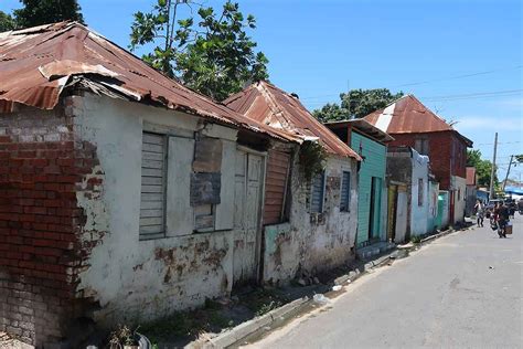 Slums of Jamaica: Safety Advice for 2023 (Written By A Local)