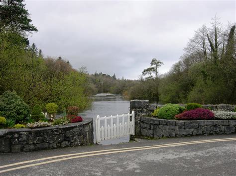 Cong (where they filmed a lot of The Quiet Man) | Garden bridge, The ...