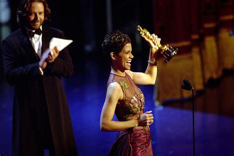 Why Halle Berry says her historic 2002 Oscar win is now meaningless - Vox