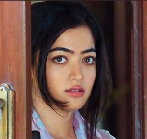 Rashmika Mandanna Smile Face HD Photos - Smiling Wallpaper | Beauty girl, Beautiful girl hd ...