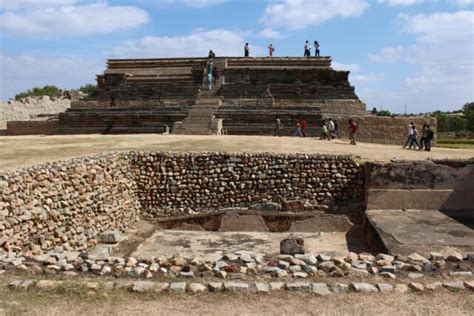 Mahanavami Dibba - The Massive Stone Platform In Hampi - hospet.online