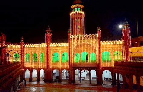 A beautiful view of lighting on Sunehri Masjid connection with Mehfil-e-Shabeena.