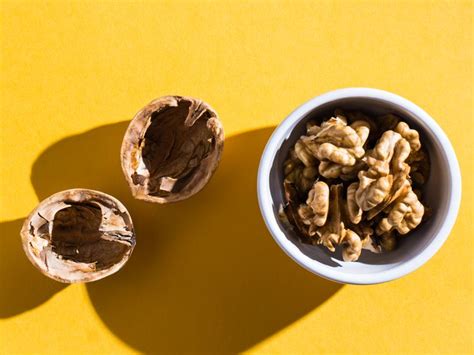 8 Best Nuts for Protein: Boost Your Snack Game Today