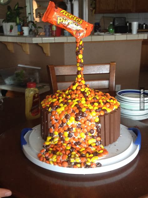 Reese's pieces cake I attempted for my brother's birthday - 9GAG